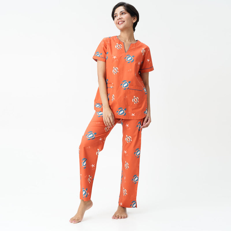 Turtle Tide Cotton Dip-Neck Pyjama Set