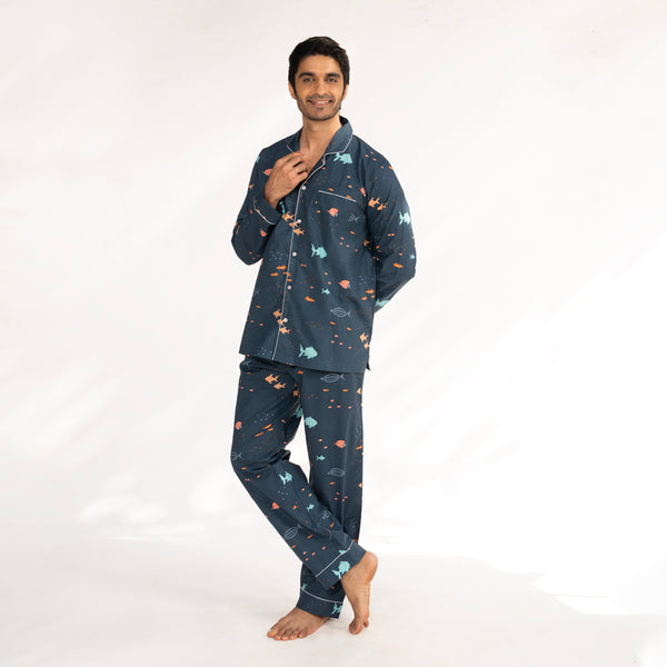 Deep Dive Cotton Notched Collar Pyjama Set - Men