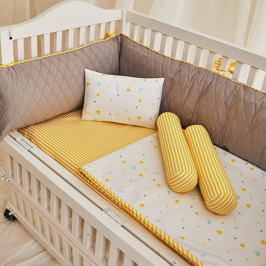 Yellow discount cot bumper